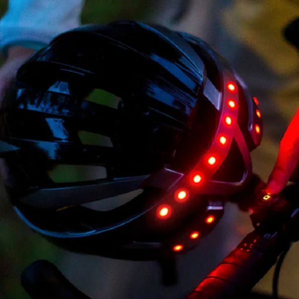 Захисний шолом Livall MT1 NEO (M) Black/Red (54-58см), акустика, мікрофон, сигнали поворотів та стопів, додаток, пульт BR80, Bluetooth 344454141 фото