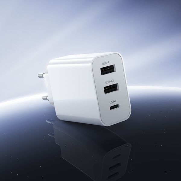 Мережевий зарядний пристрій BOROFONE BA105A Stellar three-port charger White 238592832 фото