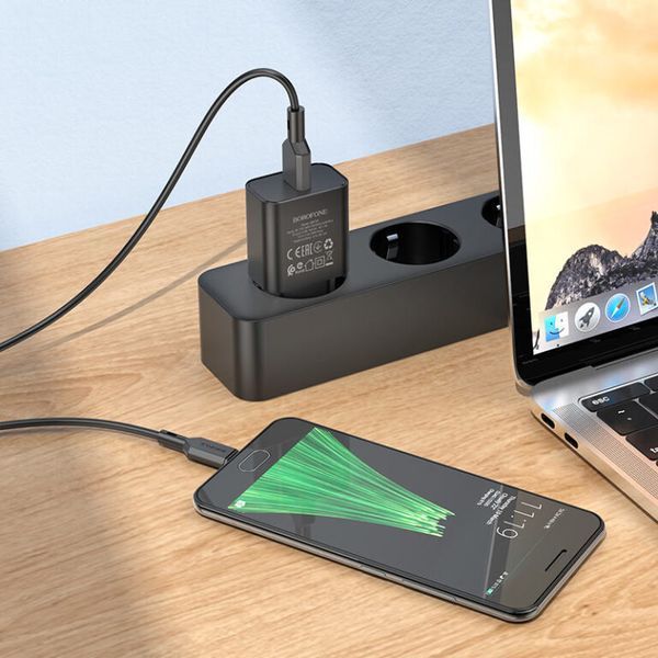 Мережевий зарядний пристрій BOROFONE BA72A Spring single port QC3.0 charger Black 833056852 фото