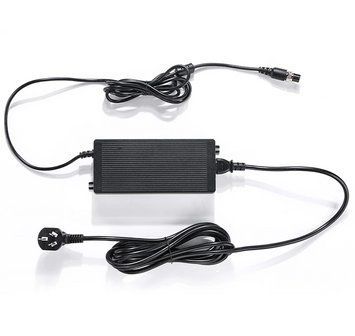 Мережевий зарядний пристрій Ulanzi Vijim power adapter for 200W Video Light EU Plug (P016 AD-2) 107068302 фото
