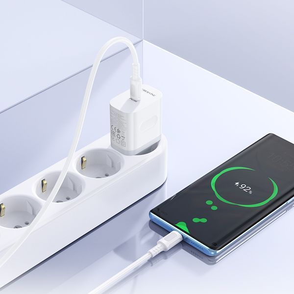 Мережевий зарядний пристрій з кабелем BOROFONE BA99A Breeze single port PD20W charger set(C to C) White 171494979 фото
