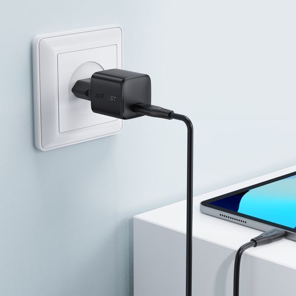 Мережевий зарядний пристрій з кабелем ACEFAST A118 PD30W mini GaN USB-C fast charger set (P16) Black 384149632 фото