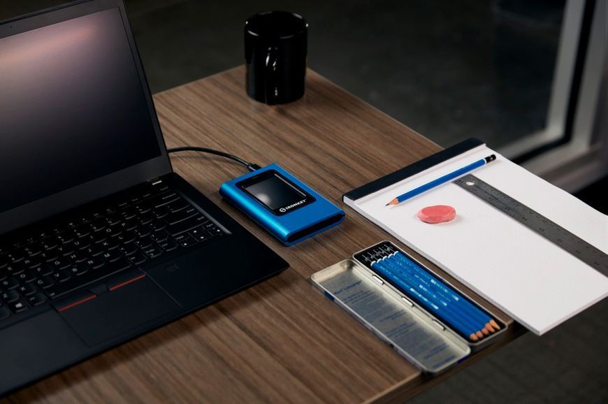 SSD Kingston IronKey Vault Privacy 80 960GB 2.5" c FIPS 197 XTS-AES 2 922195707 фото