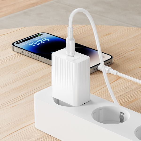 Мережевий зарядний пристрійз кабелем BOROFONE BAS75A Source single port PD30W charger set (C to iP) (EU) White 832868904 фото