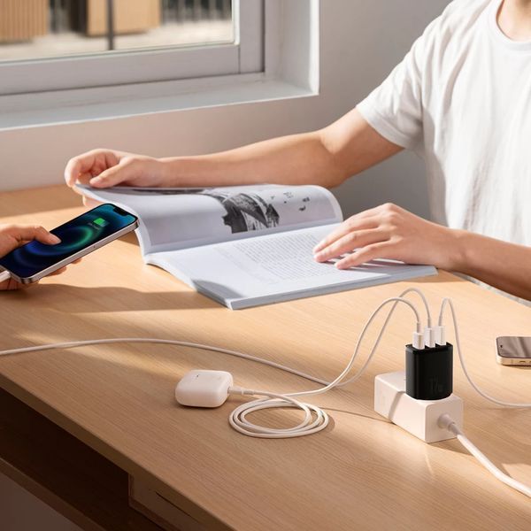 Мережевий зарядний пристрій Baseus Compact Charger 3U 17W EU Black 591306534 фото