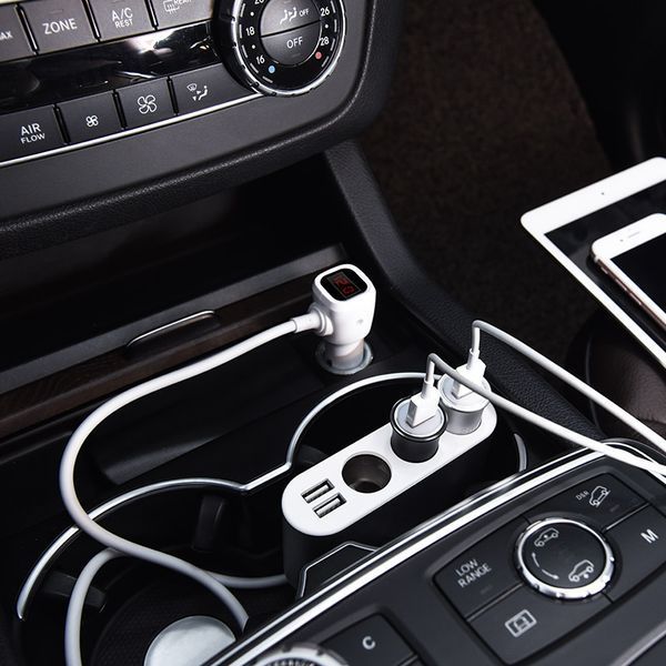 Автомобильное зарядное устройство HOCO Z13 LCD one-pull-three car charger Silver 926342325 фото
