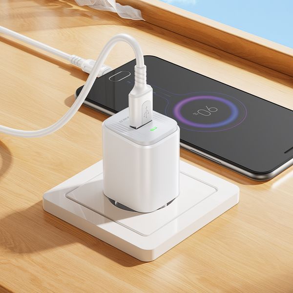 Сетевое зарядное устройство BOROFONE BAS82A Star single port QC3.0 charger set (Micro) (EU) White 536232162 фото