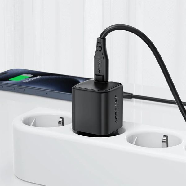 Мережевий зарядний пристрій з кабелем ACEFAST A117 PD20W mini GaN fast charger set(P16),black Black 390579363 фото