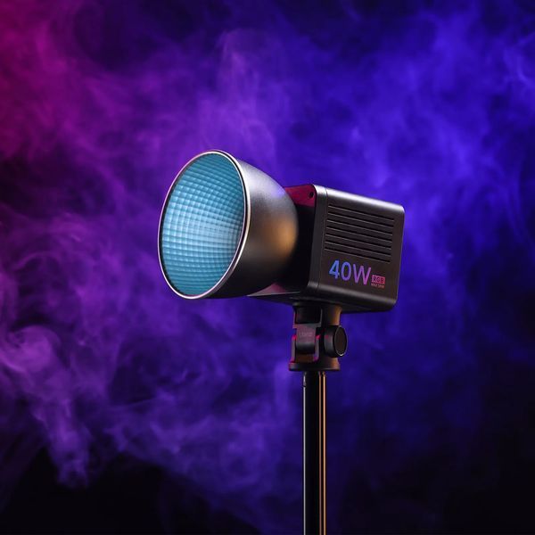 Відеосвітло Ulanzi Vijim 40W RGB COB Fill Light (L024 40WRGB) 256800094 фото