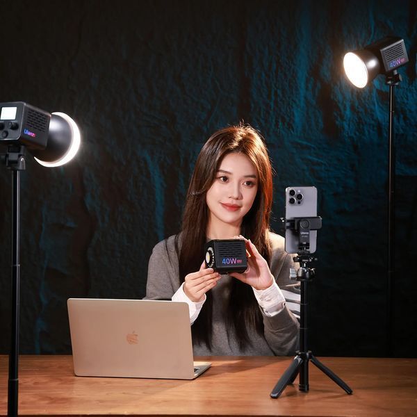 Відеосвітло Ulanzi Vijim 40W RGB COB Fill Light (L024 40WRGB) 256800094 фото