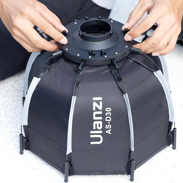 Софтбокс Ulanzi AS-D30 Octagonal Softbox, 30cm, Mini Bowens Mount and Grid (UV-L083GBB1 AS-D30) 164762419 фото