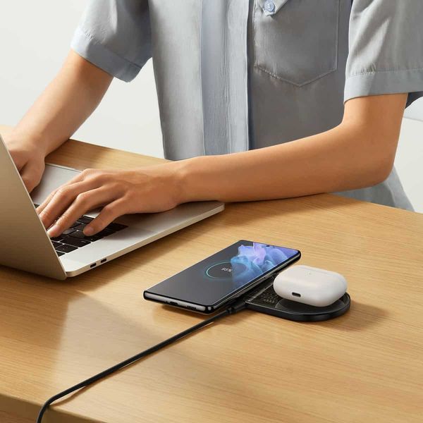 Бездротовий мультизарядний пристрій Baseus Digital LED Display 2in1 Wireless Charger 20W Black Universal version 752201568 фото