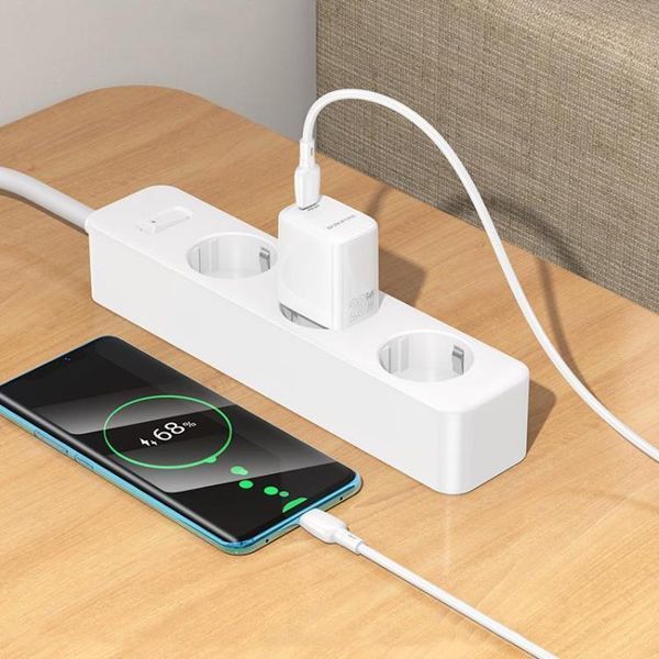 Сетевое зарядное устройство с кабелем BOROFONE BN26 Fuente single-port PD20W charger set (C to C) (EU) White 288421449 фото