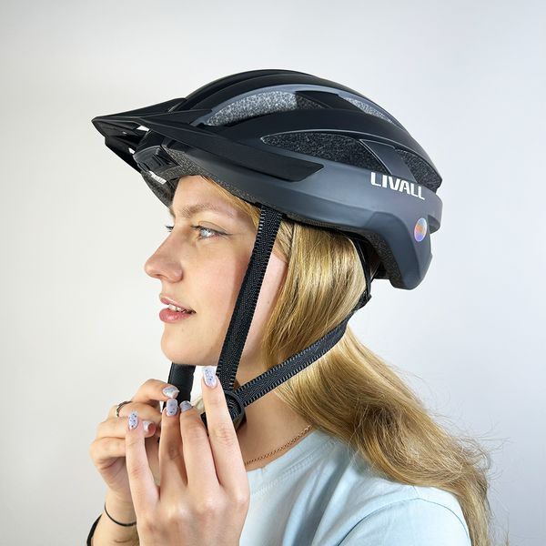Захисний шолом Livall MT1 NEO (L) Black (58-62см), акустика, мікрофон, сигнали поворотів та стопів, додаток, пульт BR80, Bluetooth 636204027 фото
